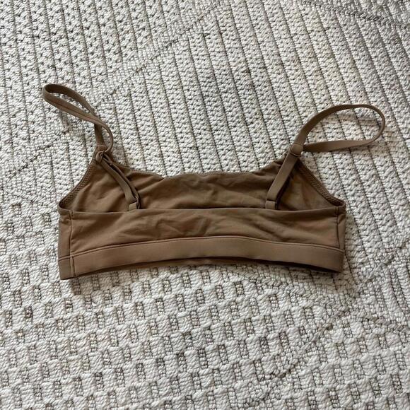 Skims Fits Everybody Scoop Bralette - Picture 2 of 4